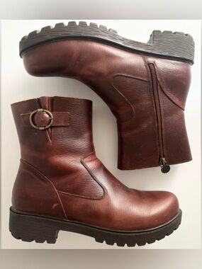 Alegria Shera‎ Chestnut Leather Buckle Boots
